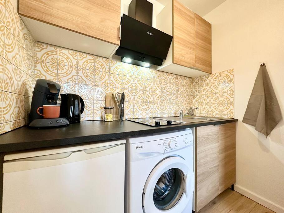 Appartamento Le Clemenceau - Parking Prive - Fibre & Clim Mont-de-Marsan Esterno foto